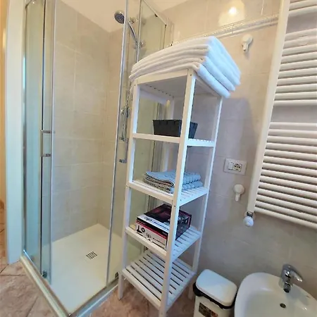 Bologna Apartment Apartmán *