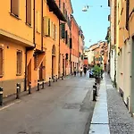 Bologna Apartment Болонья